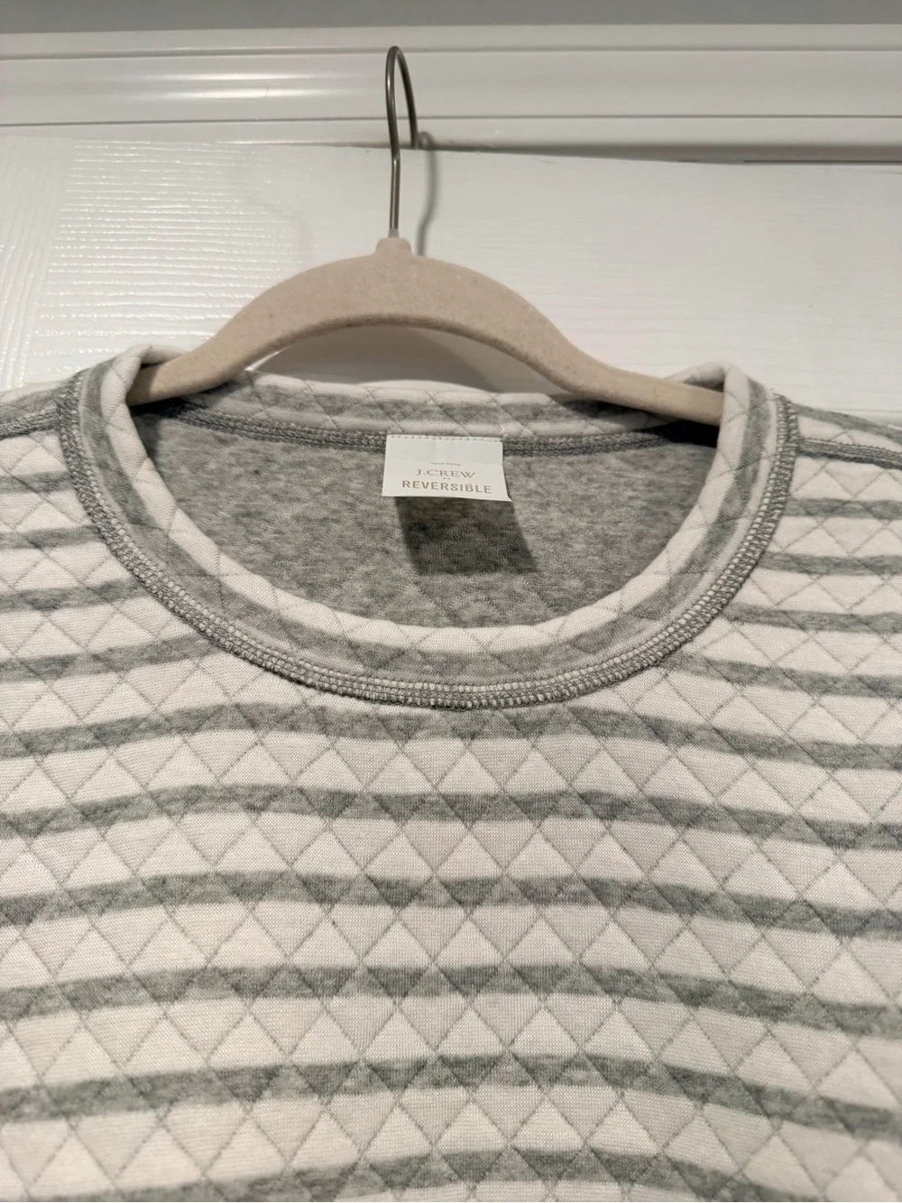 NWOT J. Crew Size 2X Gray Cream Reversible Quilted Striped Crew Sweatshirt